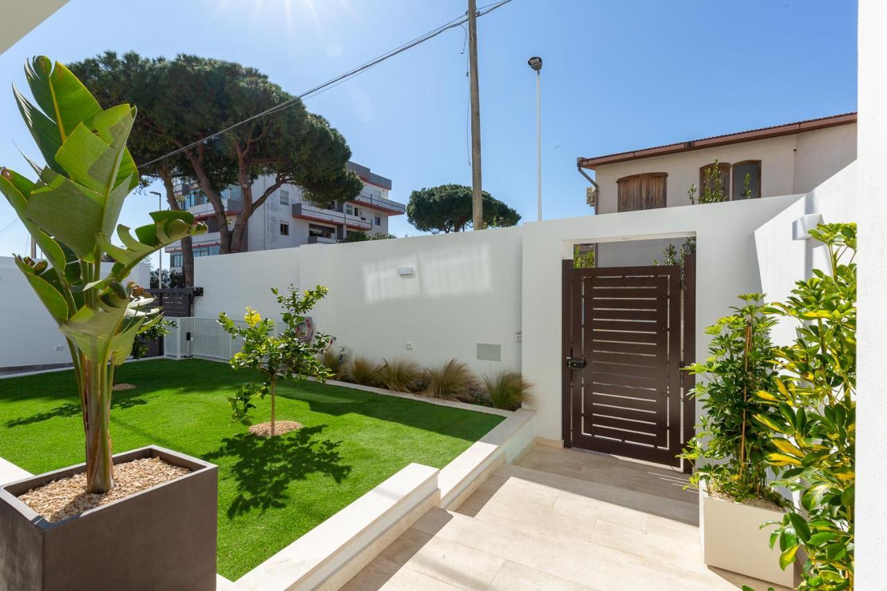 Quartu SantʼElena Colombo Palace - Suite Eden Via Perda Bona 35A מראה חיצוני תמונה