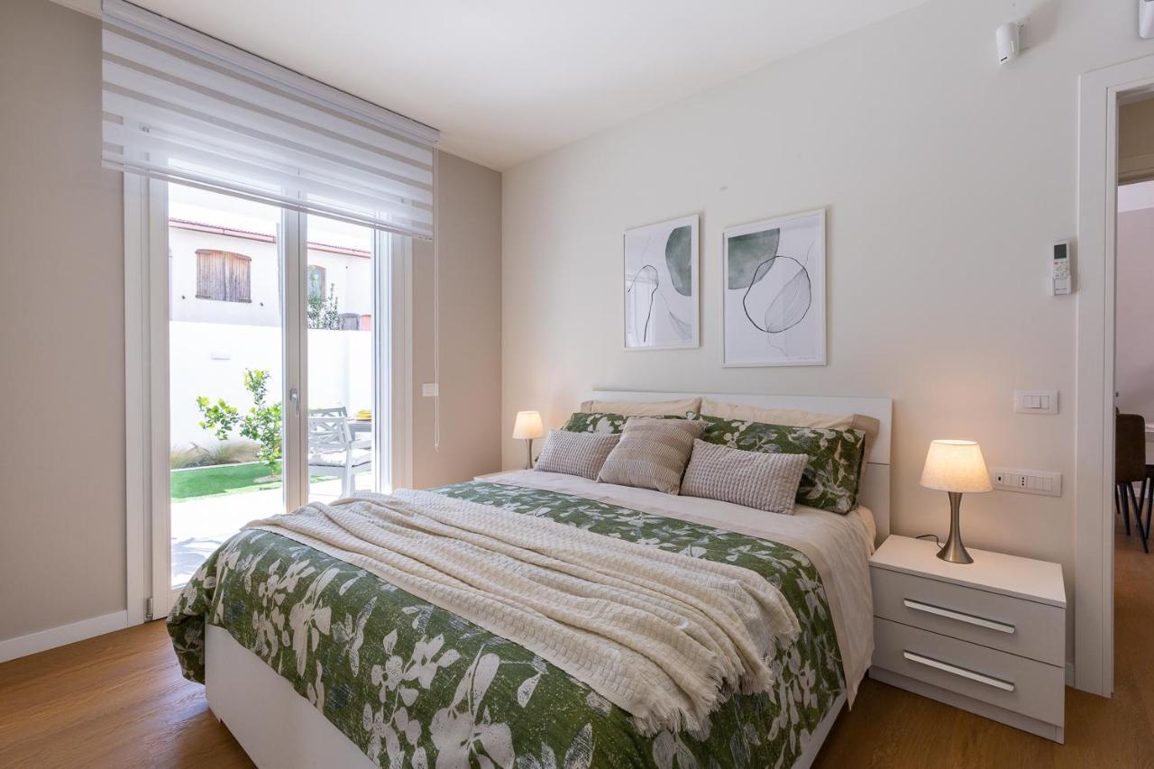 Quartu SantʼElena Colombo Palace - Suite Eden Via Perda Bona 35A מראה חיצוני תמונה