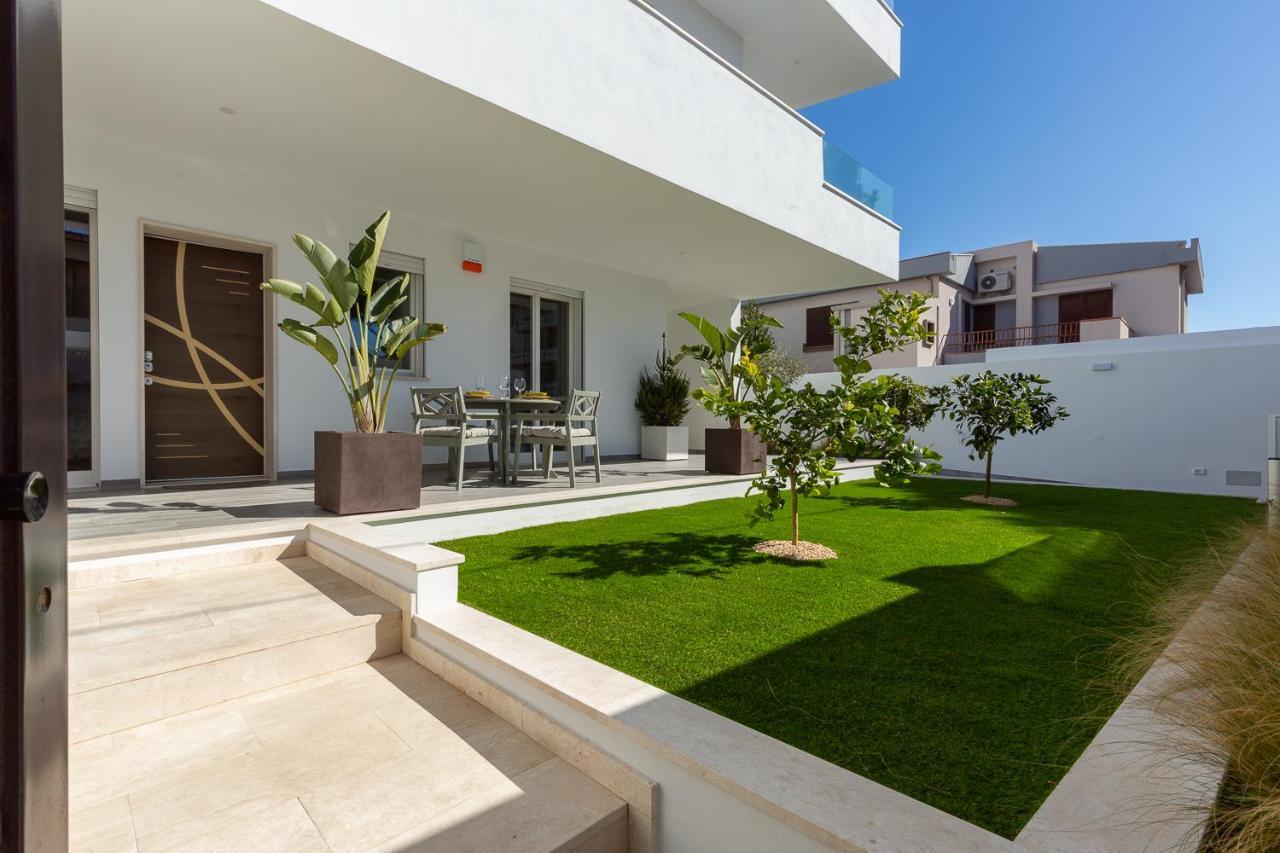 Quartu SantʼElena Colombo Palace - Suite Eden Via Perda Bona 35A מראה חיצוני תמונה