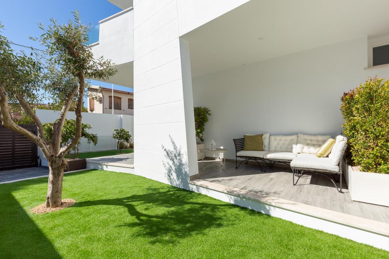 Quartu SantʼElena Colombo Palace - Suite Eden Via Perda Bona 35A מראה חיצוני תמונה
